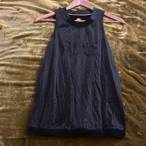 Nike Women’s tank top (small)